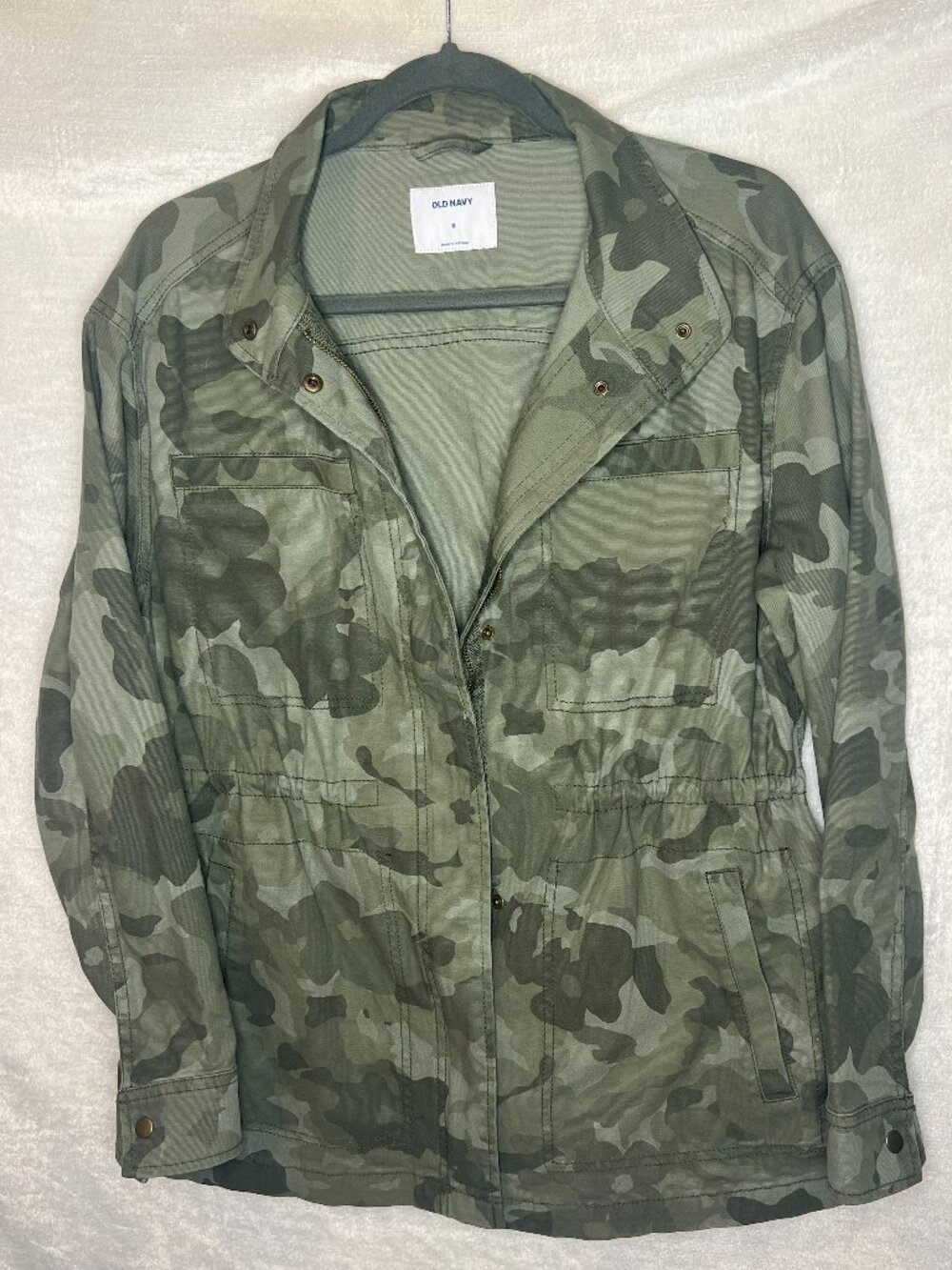 Old Navy Camo Utility Jacket w/ Cinch Waist – Size Medium
